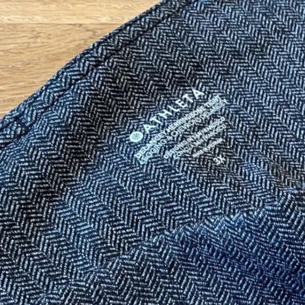 Womens Gray Capri Leggings Althleta Delancy Herringbone Athleisure Quiet Luxury - Picture 4 of 13